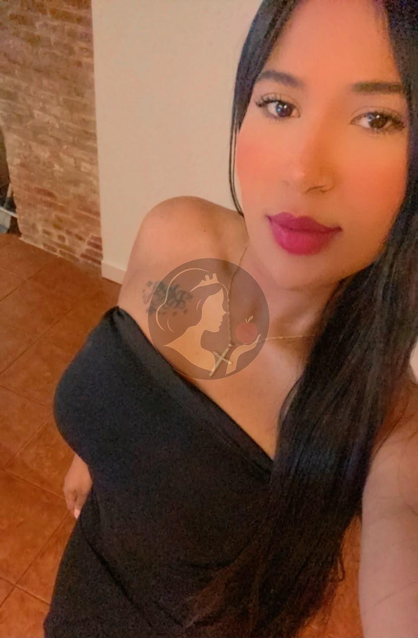 Valeria-escorts